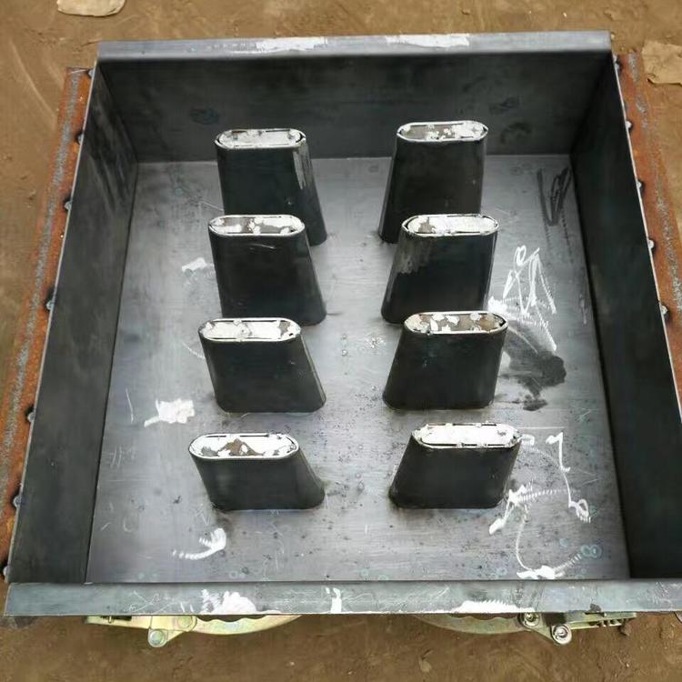 翰轩模具制造 盖板kaiyun开云(中国)官方在线登录.jpg