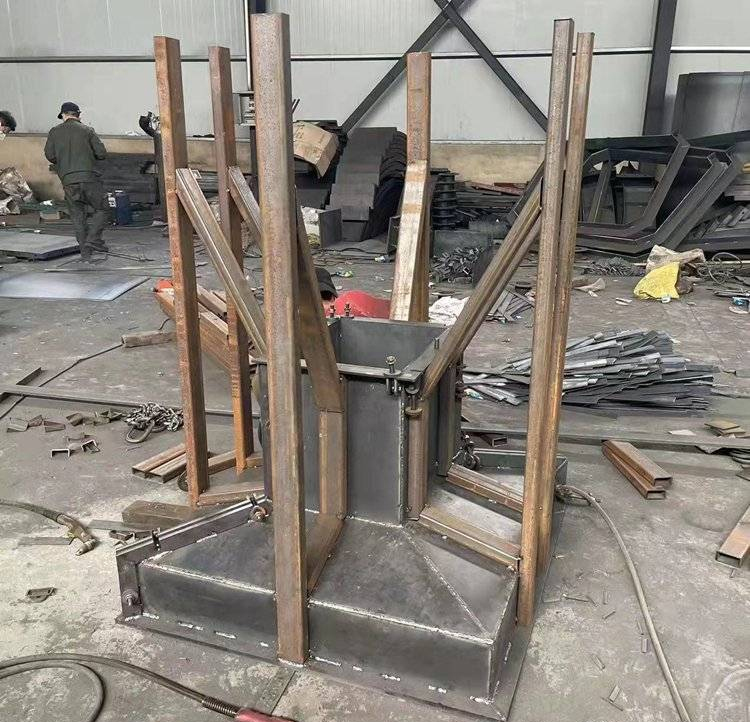 1670644369502456.jpg 钢结构基础墩模具3.jpg
