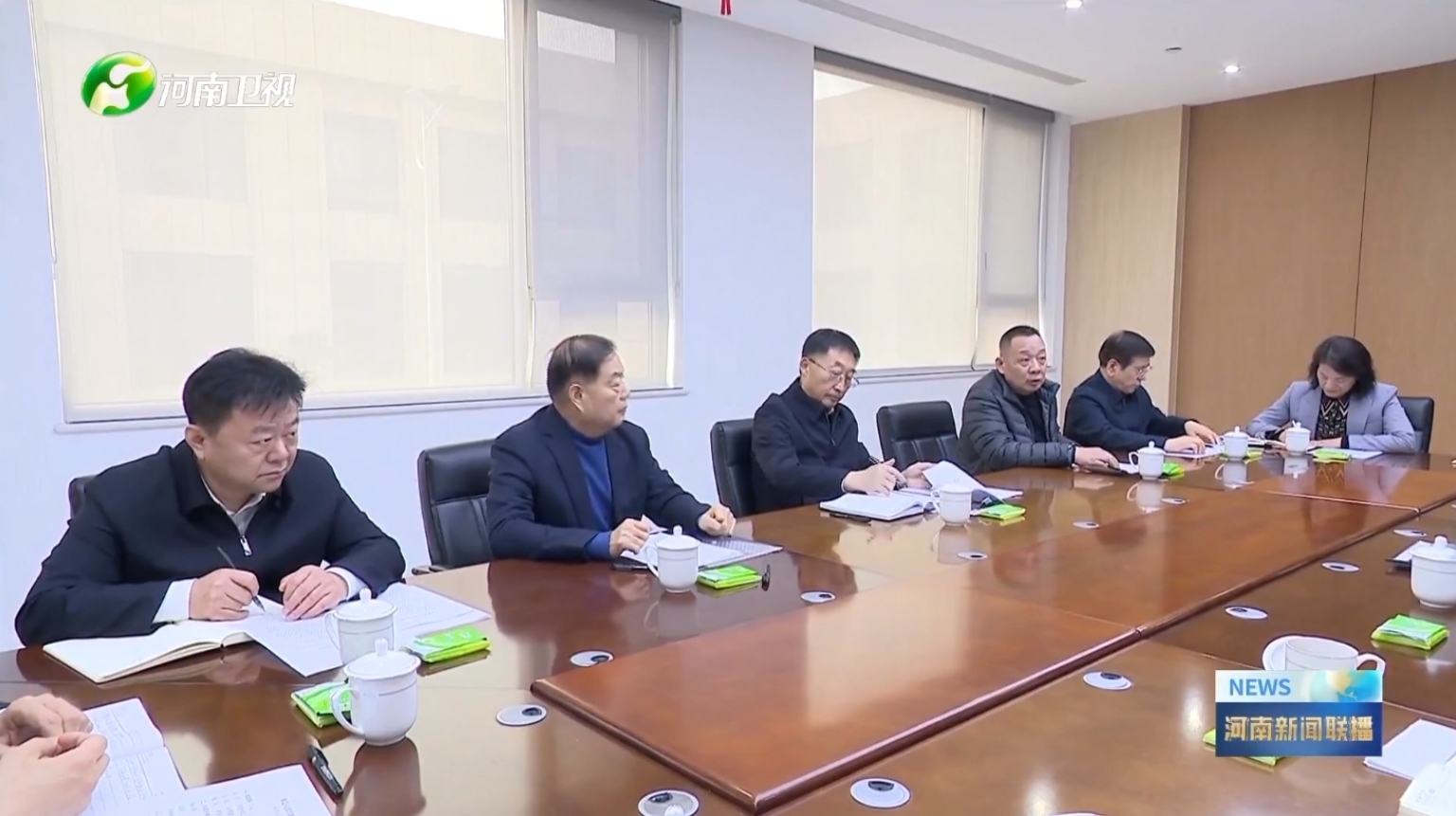 河南卫视新闻联播报道kaiyun开云（中国）官方在线登录集团党委书记、创始人楚金甫参加省委书记刘宁在许昌召开的民营企业座谈会